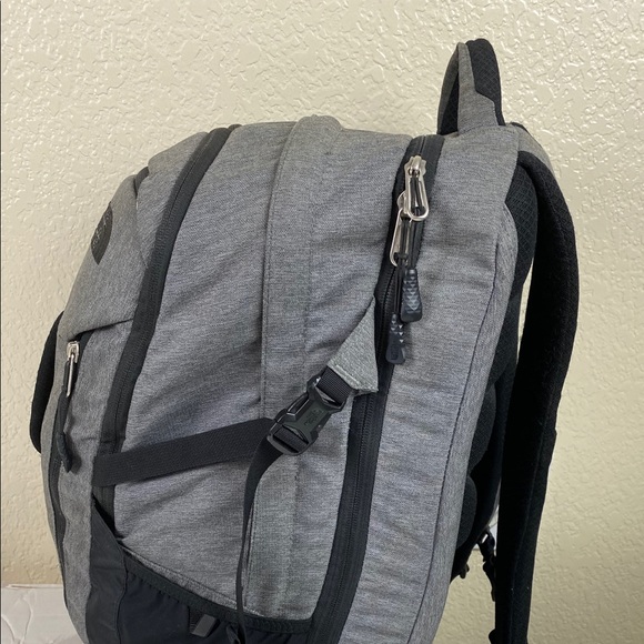 North face surge backpack - Picture 2 of 5